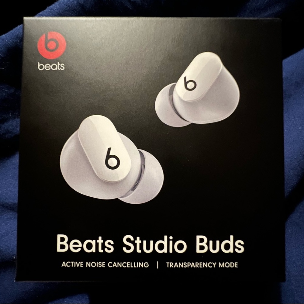 Beats by Dre Studio Buds